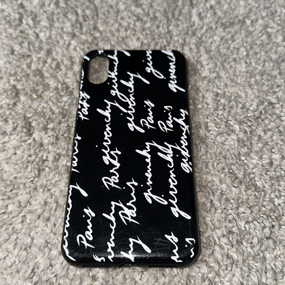 Givenchy iPhone case - Picture 2 of 6
